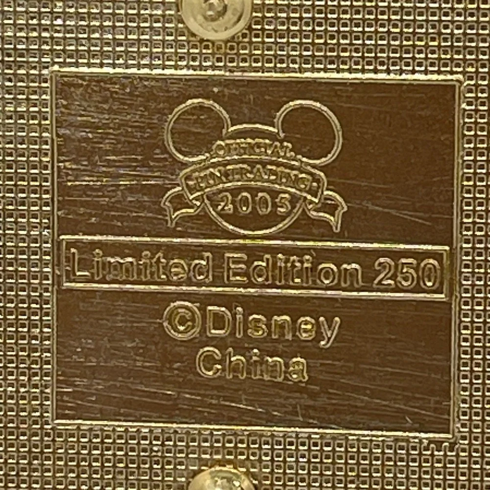 Disney Pin Lady and the Tramp Frank Thomas Spaghetti LE 250 Pin Trading 2005